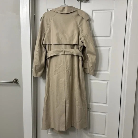 Banana Republic Oversized Italian Twill Trench Coat - Picture 5 of 5